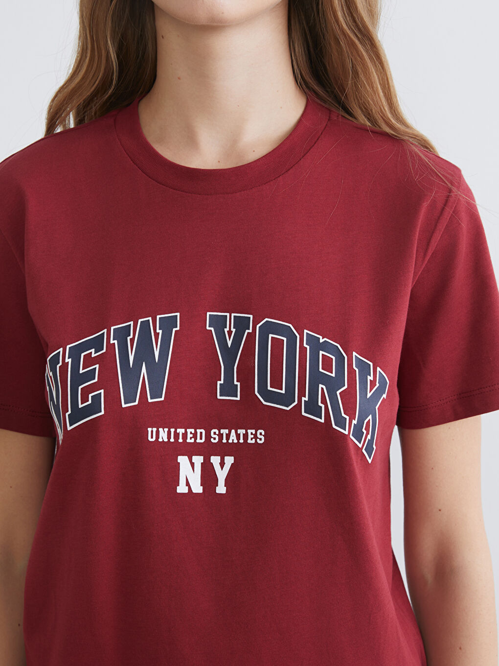 Bordo Bisiklet Yaka New York Baskılı Kadın Tişört-2