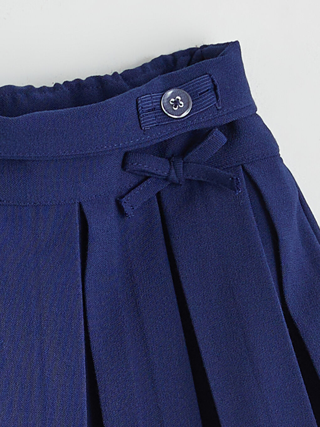 Elastic Waist Basic Girl Pleated Skirt-1