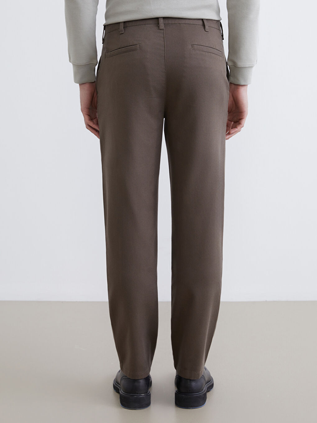 Kahverengi Standart Kalıp Gabardin Erkek Pantolon-3