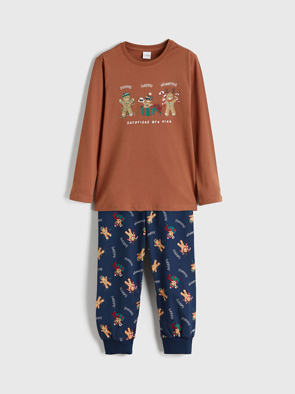 Kahverengi Bisiklet Yaka Yılbaşı Temalı Erkek Çocuk Pijama Takımı-2