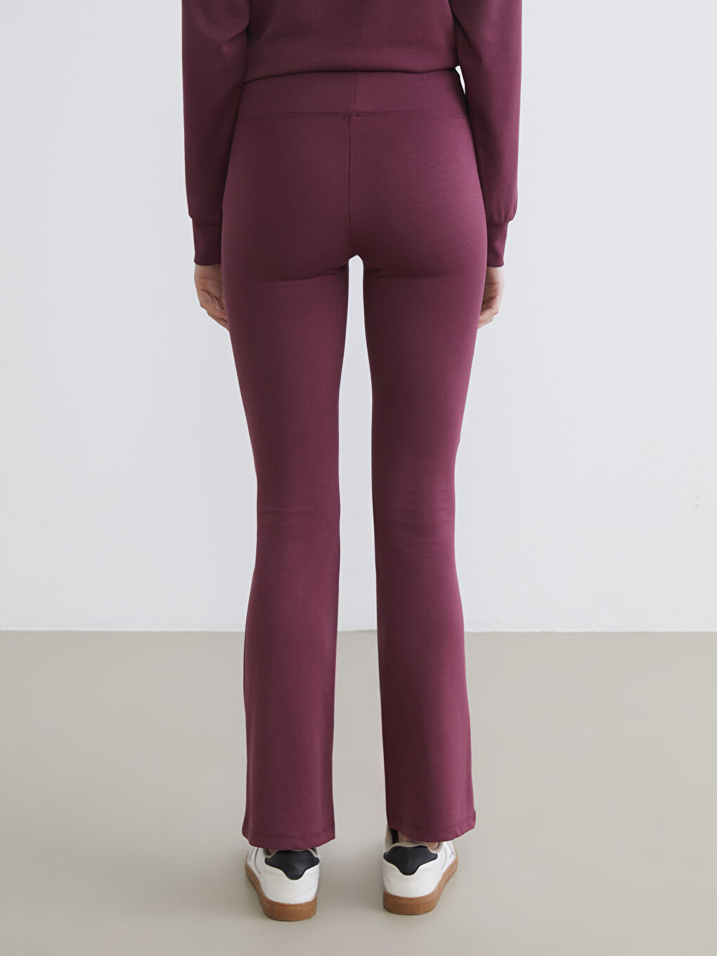 Elasticated Waist Flared Women's Sweatpants-3