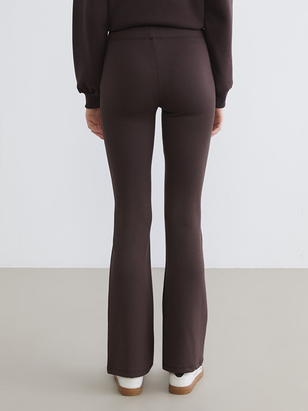 Elasticated Waist Flared Women's Sweatpants-3