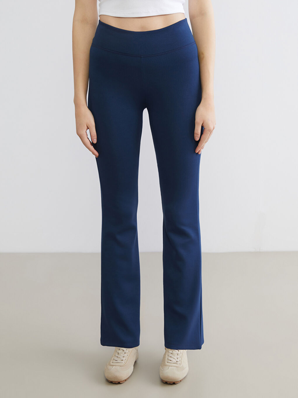 Elasticated Waist Flared Women's Sweatpants-1