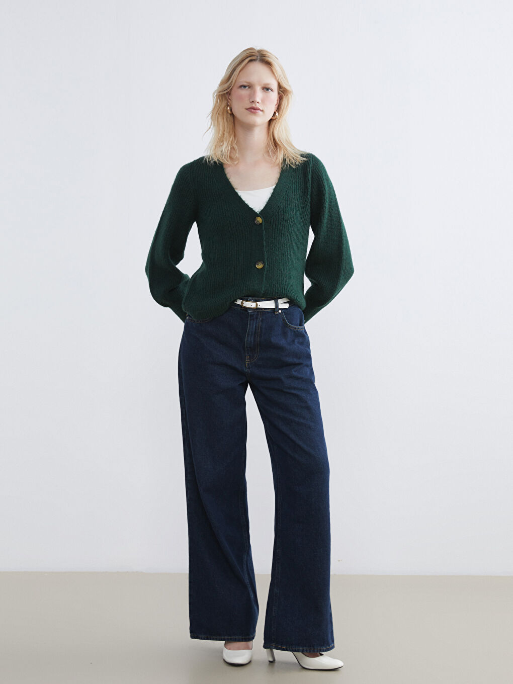 Yeşil V Yaka Balon Kollu Kadın Triko Hırka-1