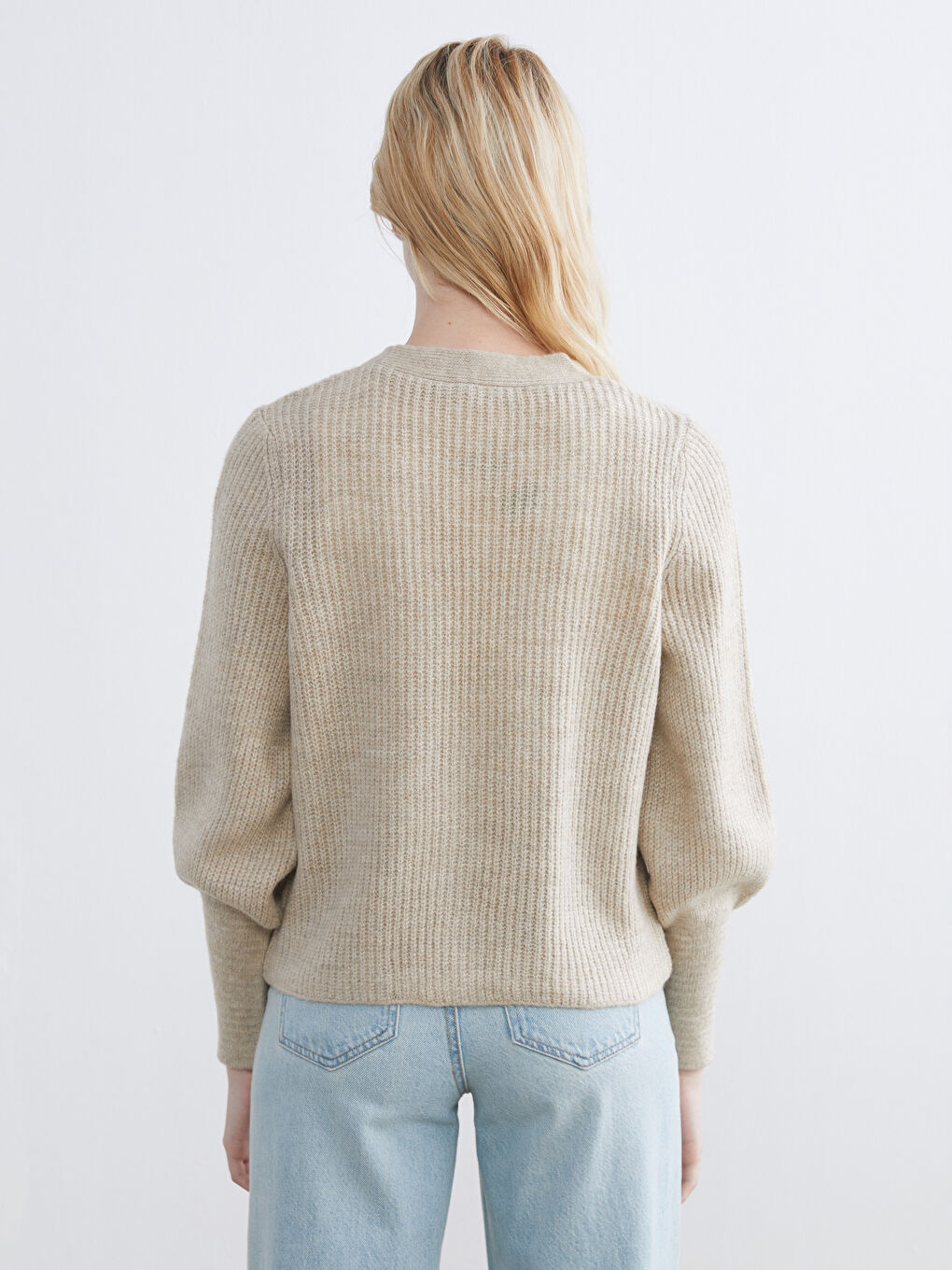 Bej V Yaka Balon Kollu Kadın Triko Hırka-3