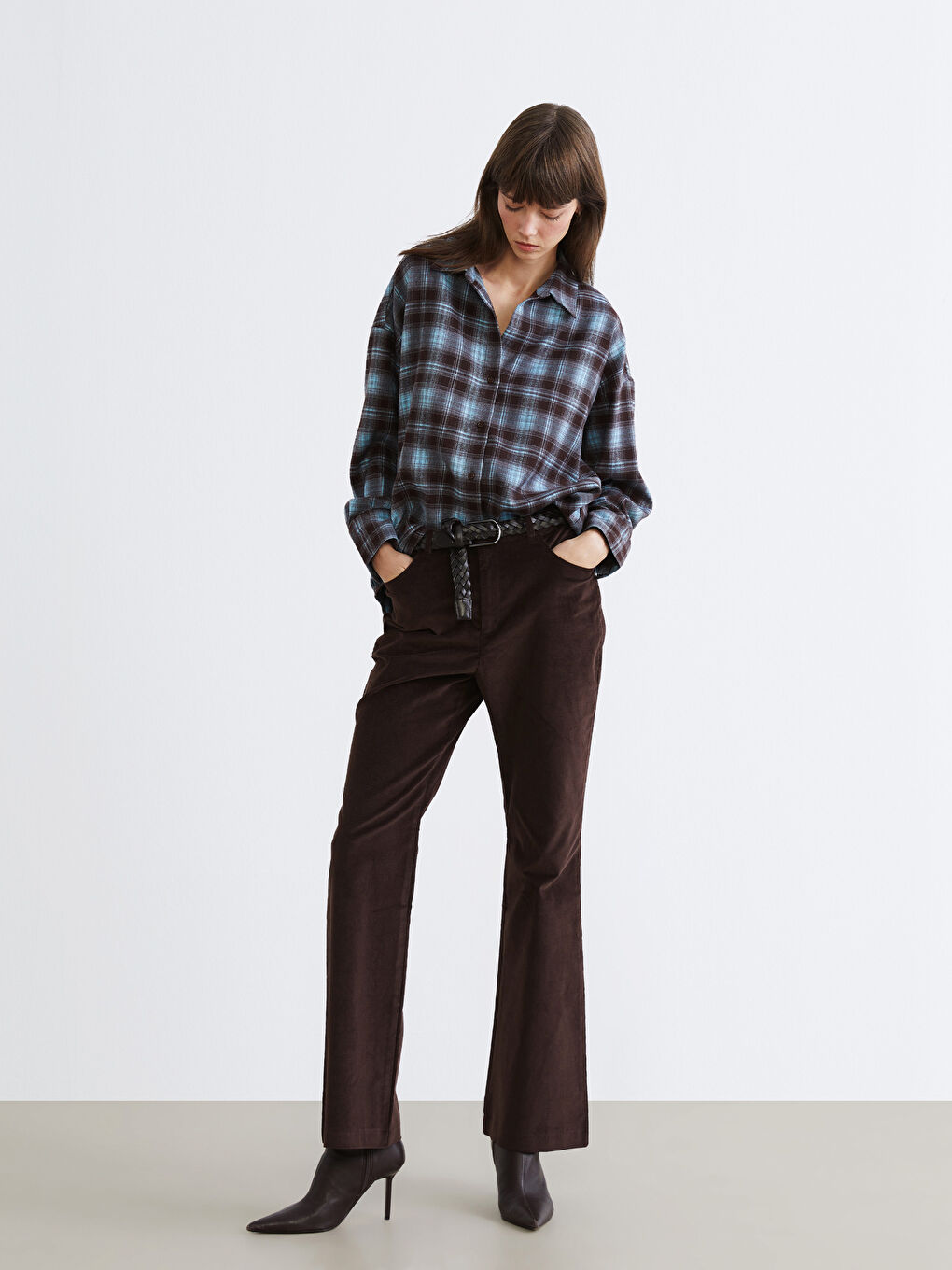 Plaid Oversize Women's Shirt-1