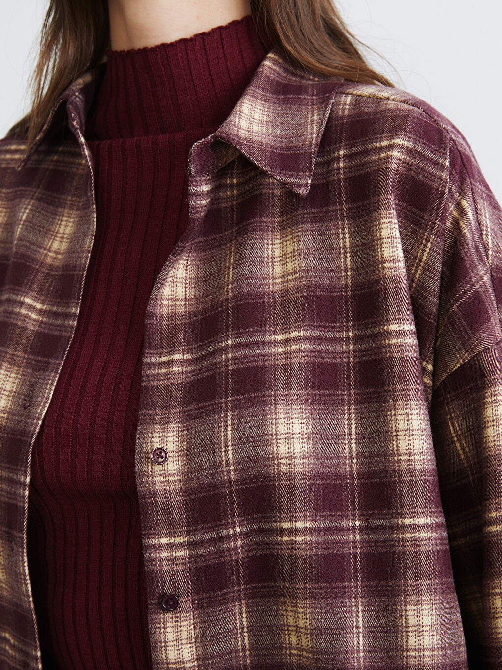 Plaid Oversize Women's Shirt-2