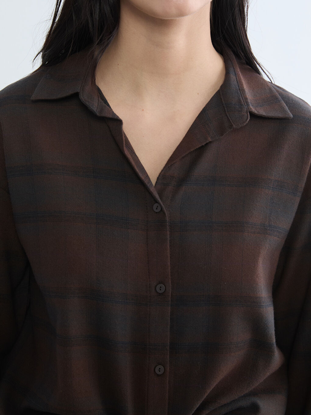 Siyah Ekose Desenli %100 Pamuk Kadın Gömlek-2