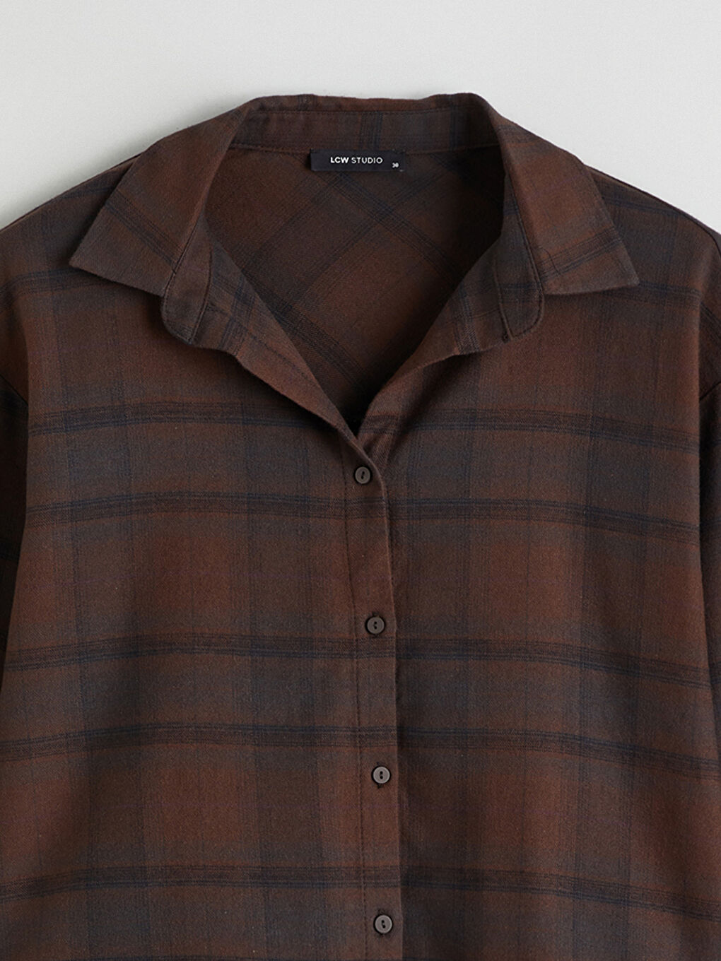 Siyah Ekose Desenli %100 Pamuk Kadın Gömlek-1