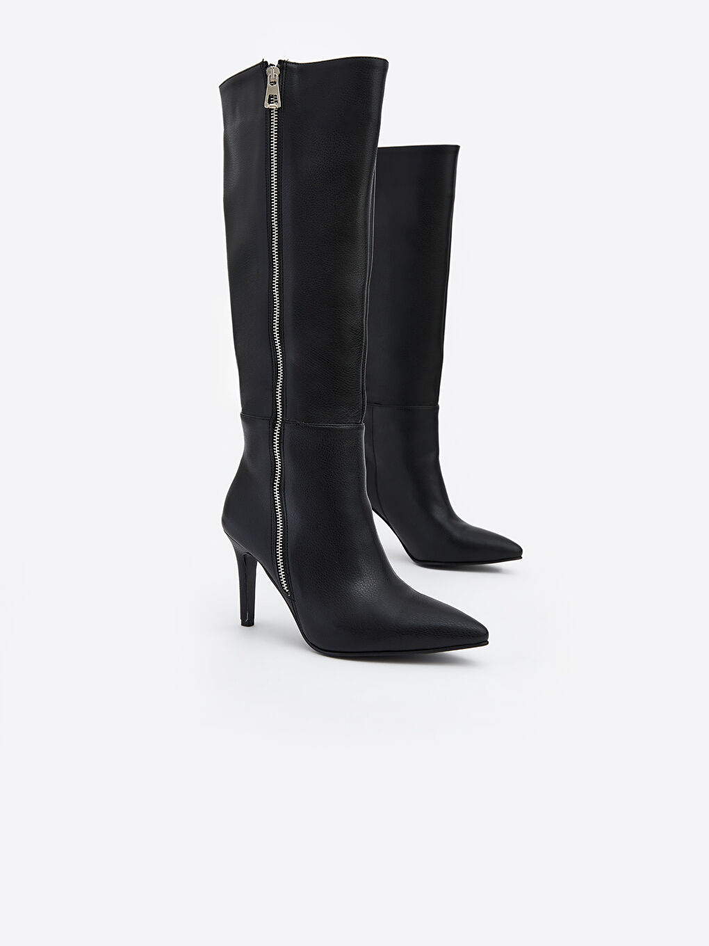 Siyah Deri Görünümlü Kadın Çizme-2