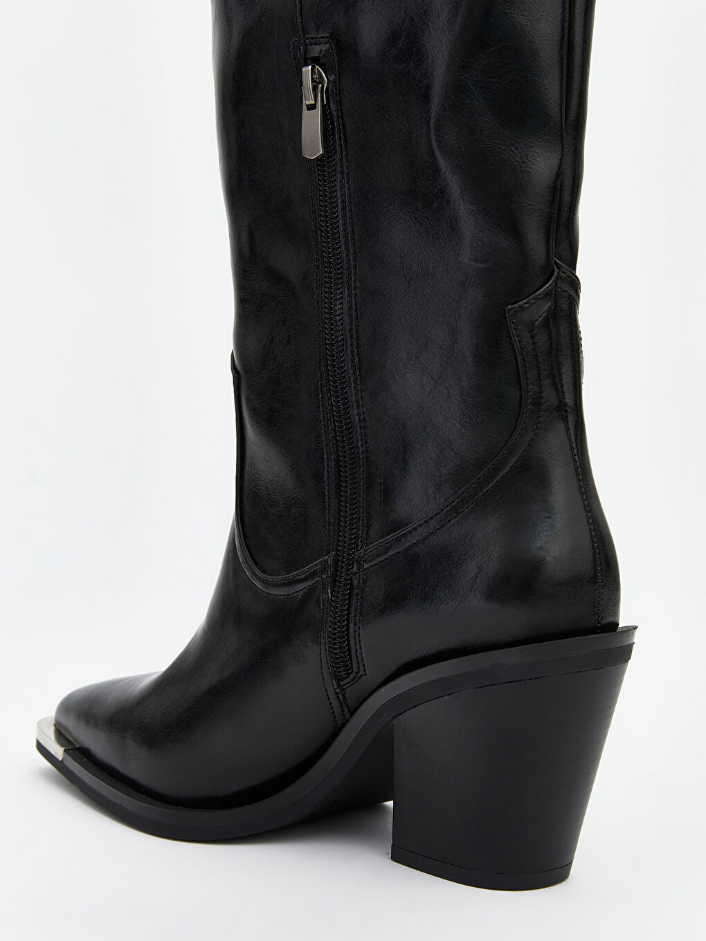 Siyah Deri Görünümlü Kadın Çizme-4