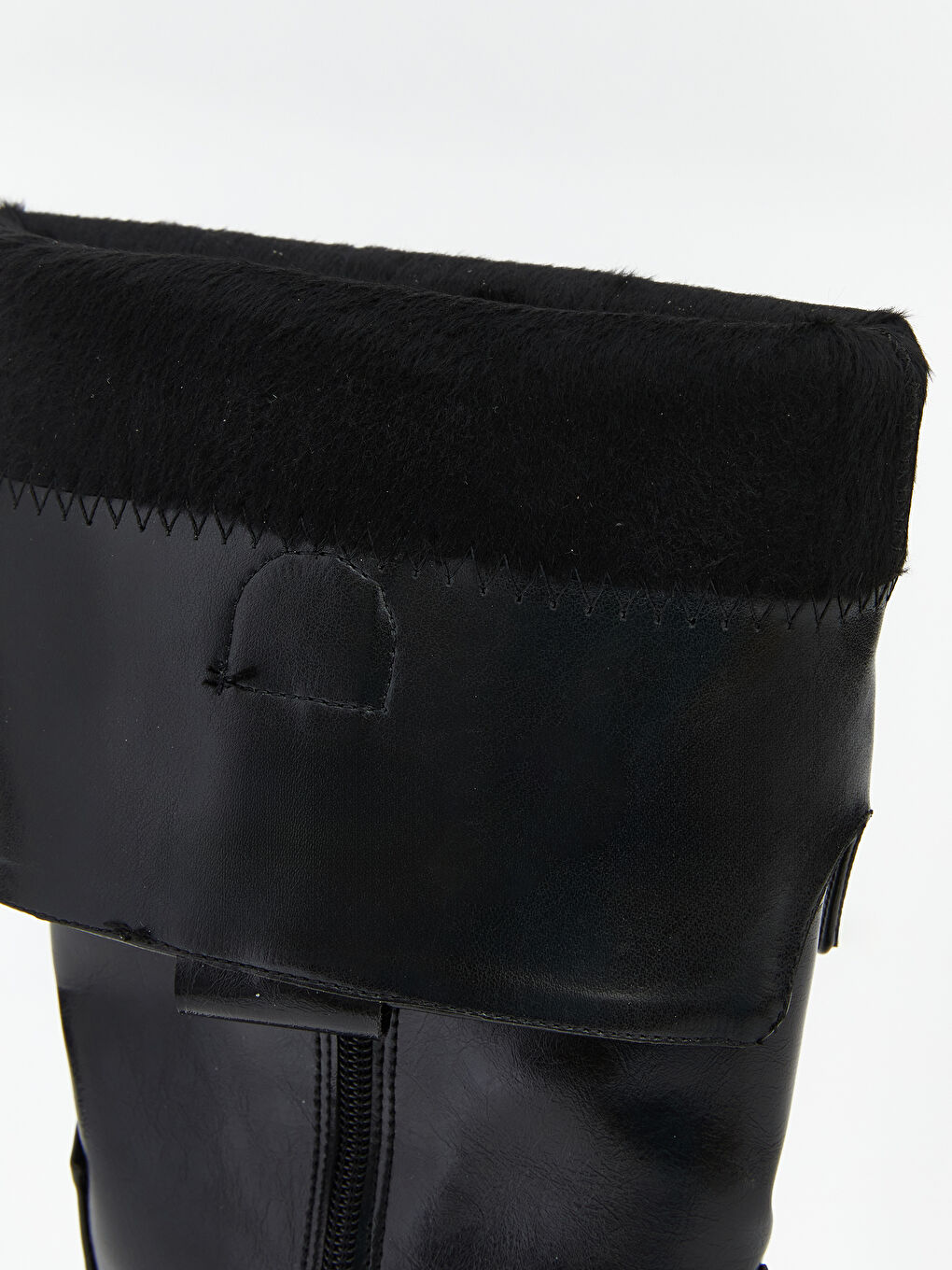 Siyah Deri Görünümlü Kadın Çizme-6