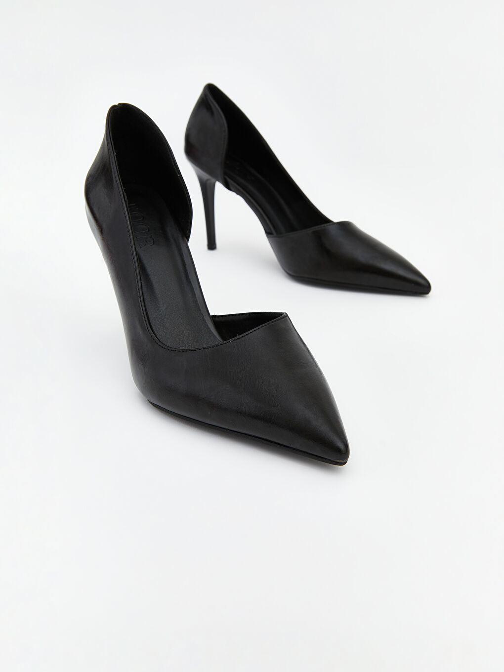 Siyah Sivri Burun Kadın Topuklu Ayakkabı-2