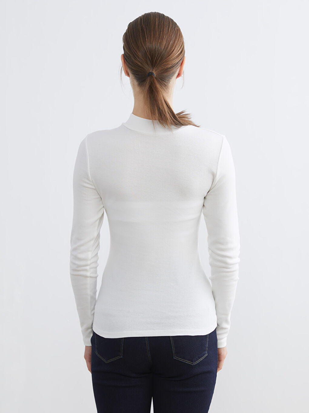 Ekru Dik Yaka Kadın Body-3