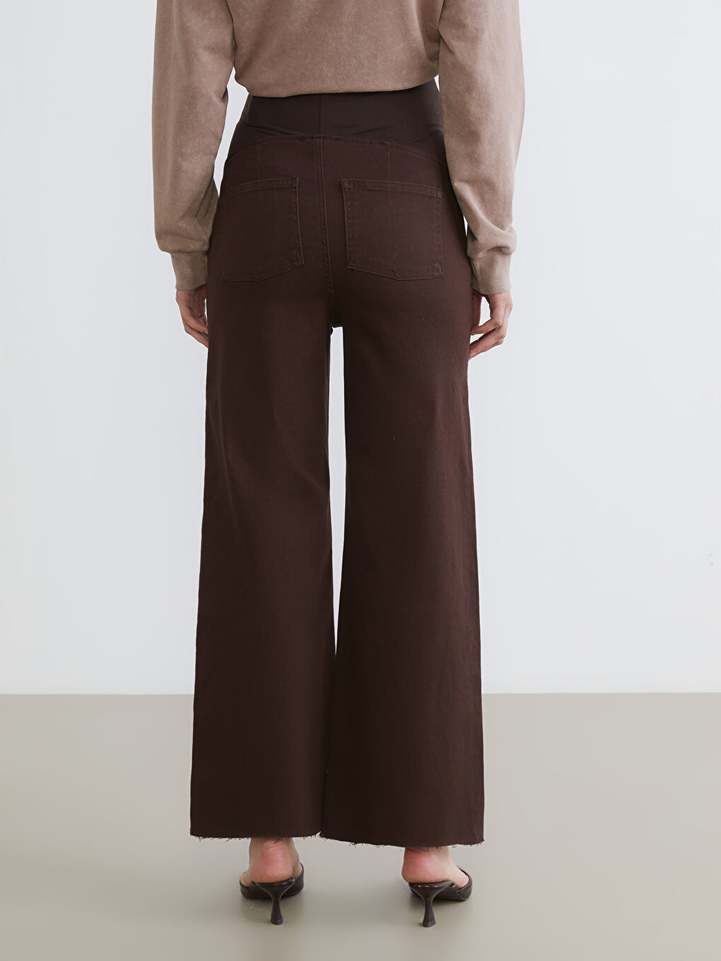 Tummy Paneled Wideleg Maternity Jeans-3