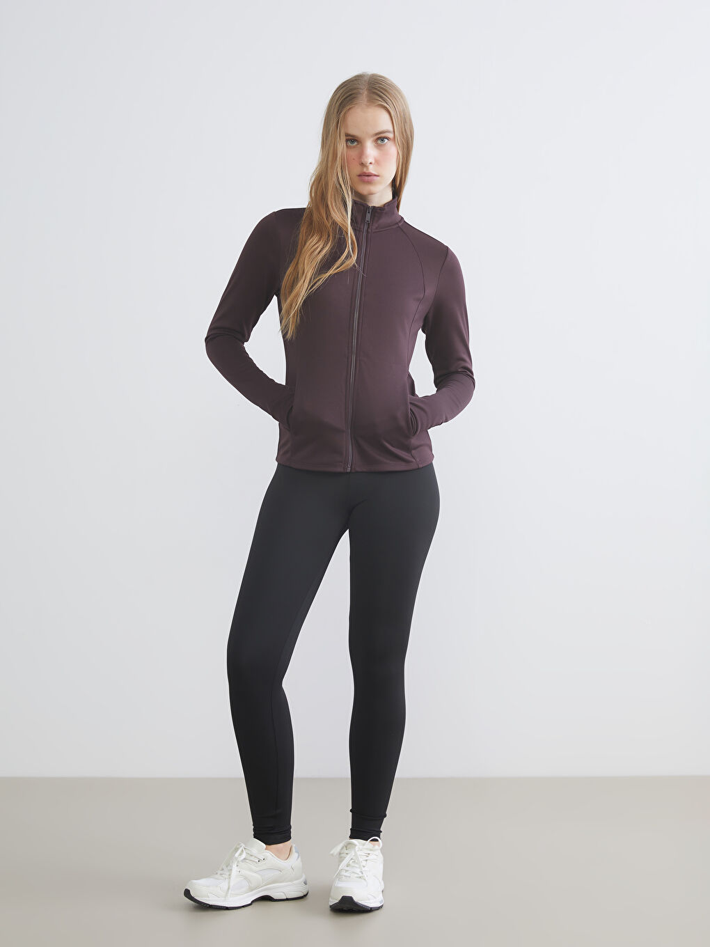 Siyah Yüksek Bel Toparlayıcı Kadın Spor Tayt