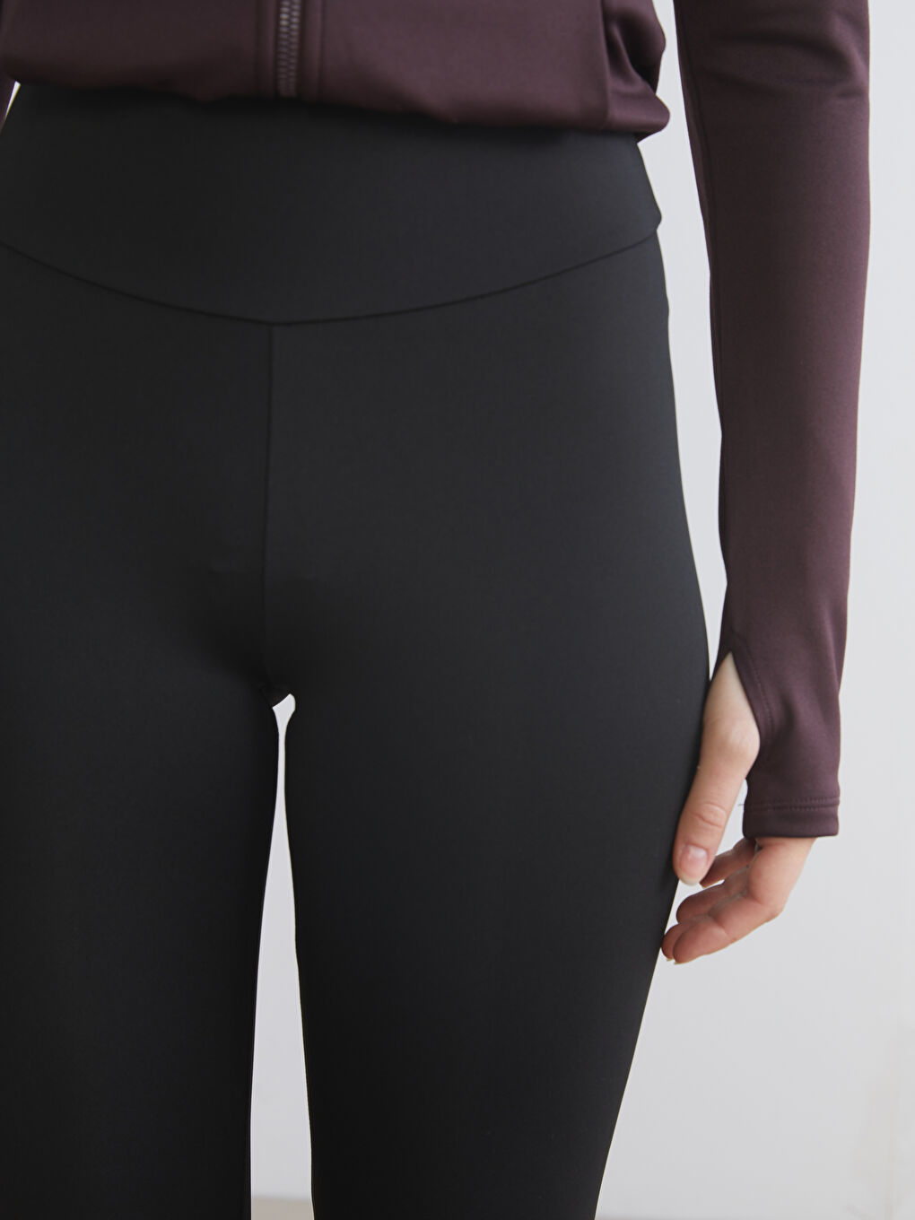 Siyah Yüksek Bel Toparlayıcı Kadın Spor Tayt-2