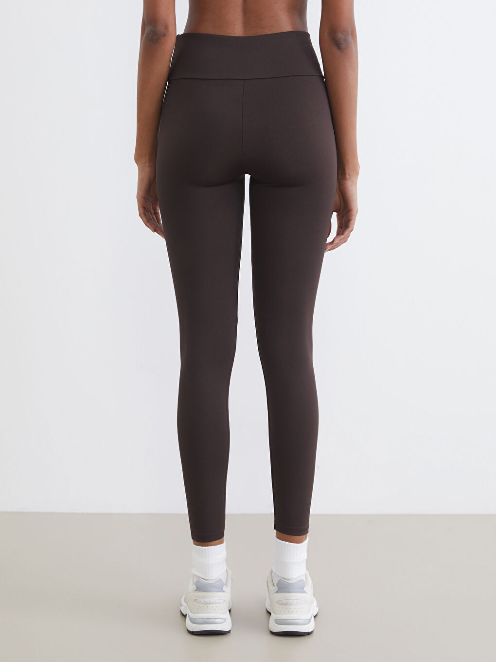 Kahverengi Yüksek Bel Toparlayıcı Kadın Spor Tayt-3