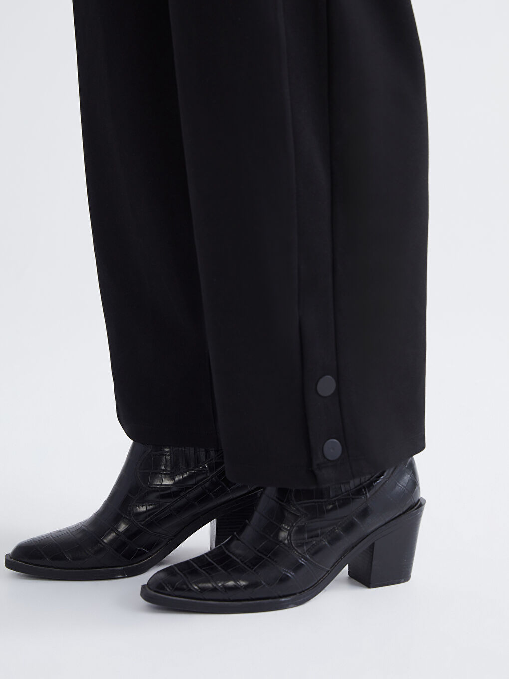 Siyah Büyük Beden Beli Lastikli Kadın Pantolon-2