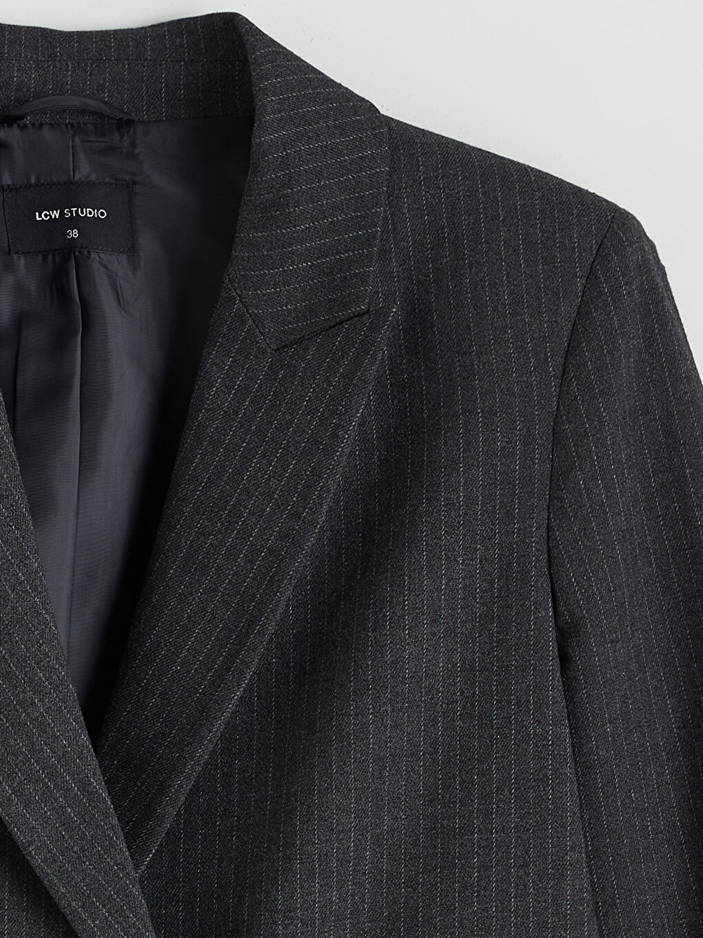 ქალი რუხი ბლეიზერი-5