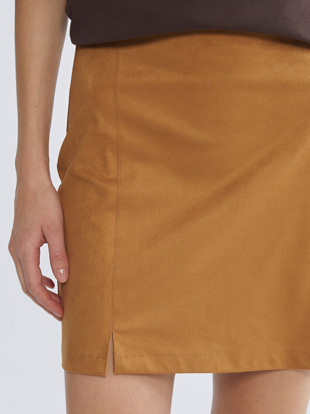Kahverengi Beli Fermuarlı Süet Mini Etek-2