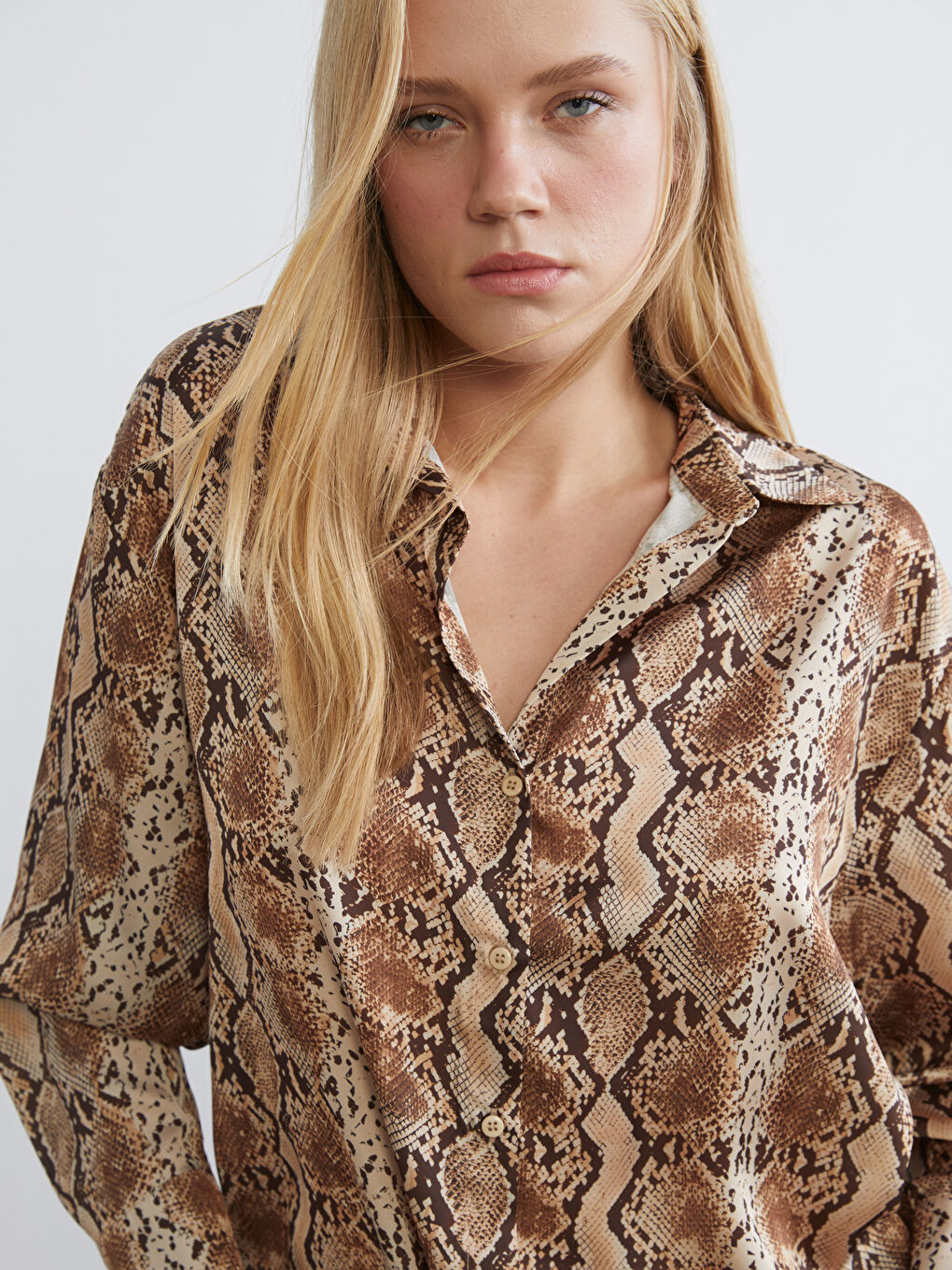 Patterned Women's Shirt