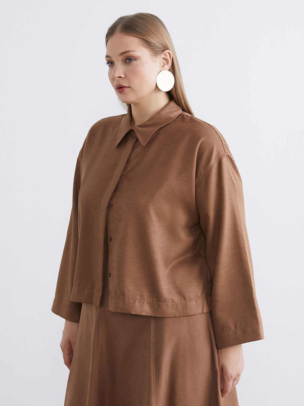 Kahverengi Oversize Kadın Süet Görünümlü Gömlek-1