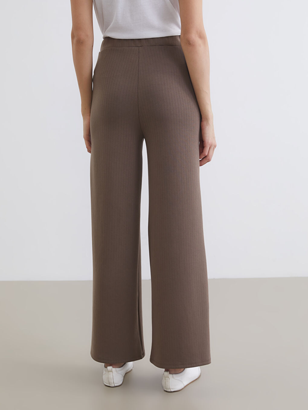 Bej Soft Touch Modal Karışımlı Kadın Eşofman Altı-3