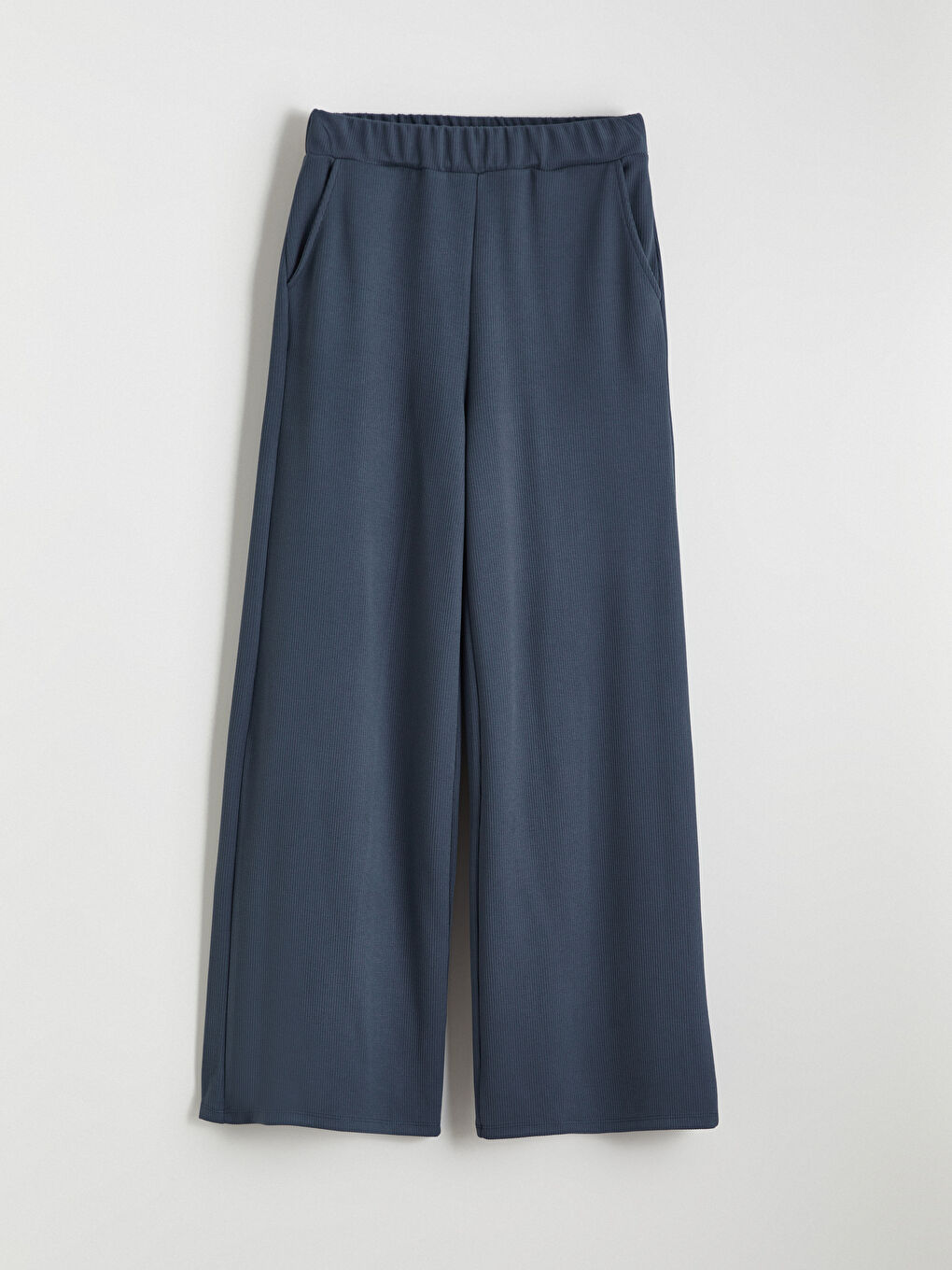 Elasticated Waist Wide Leg Women's Sweatpants-4