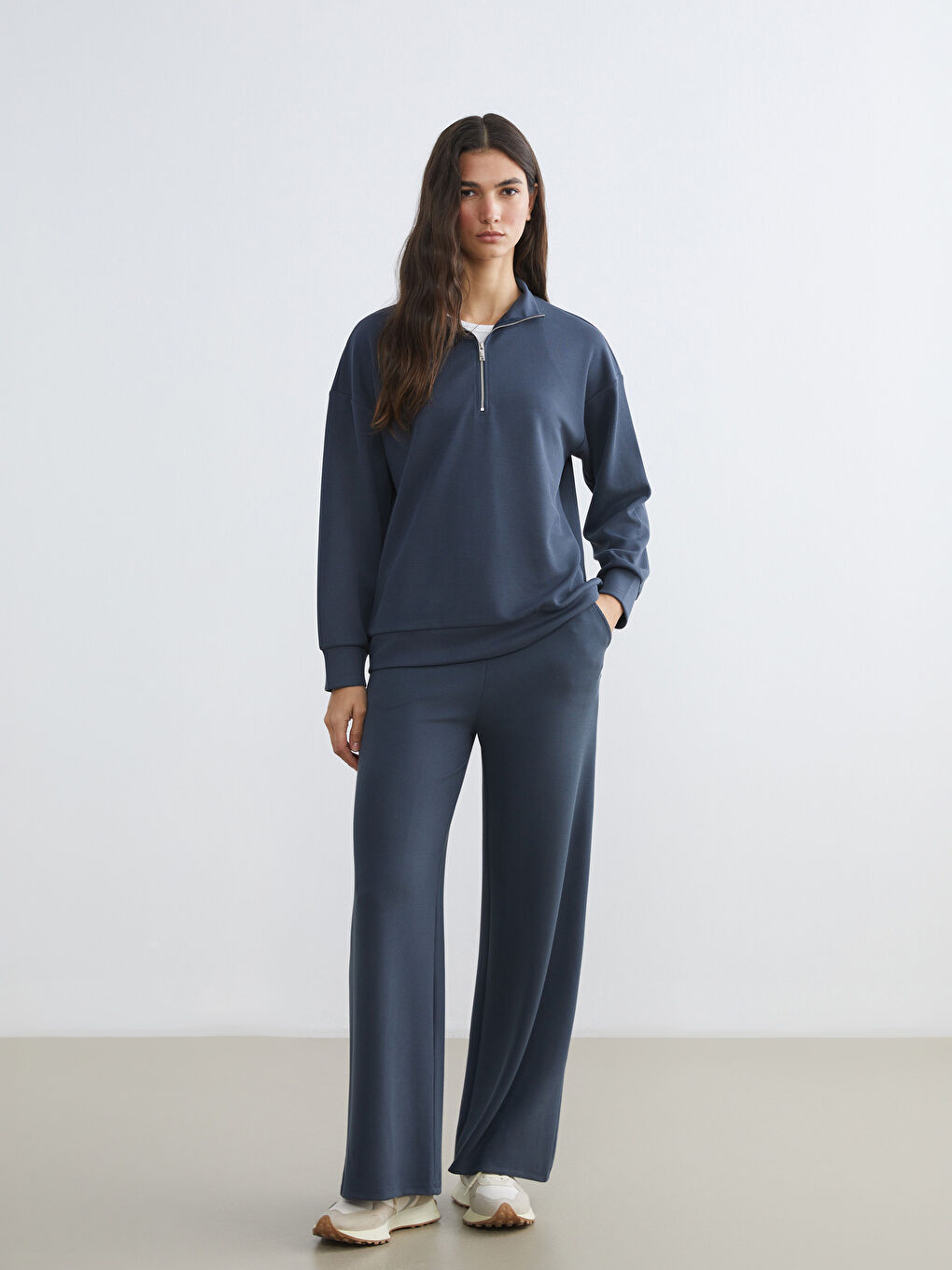 Lacivert Dik Yaka Kadın Sweatshirt-1