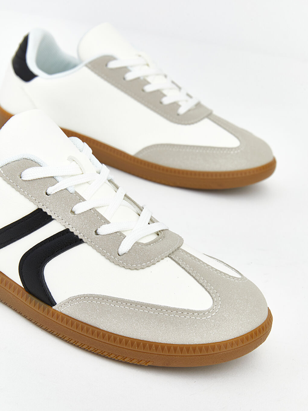 Woman WHITE Sneakers-2