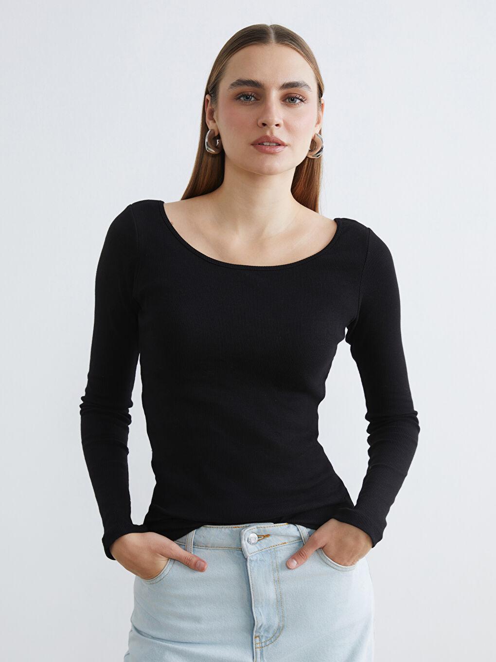 Women's U-Neck Seam Bodysuit-1