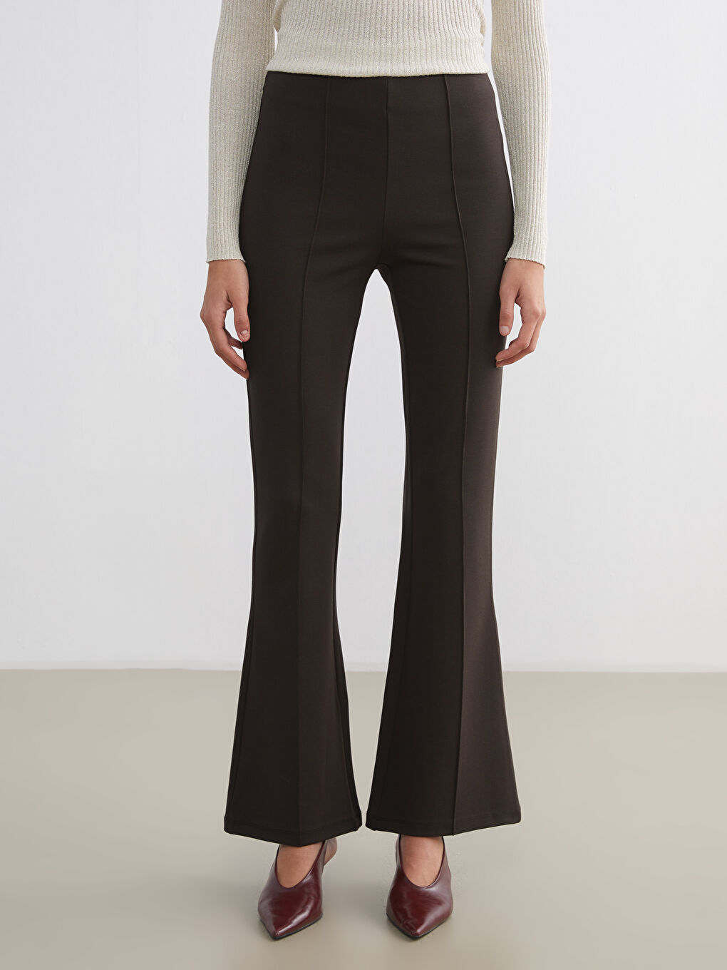 Ekstra Slim Fit Bakljaste Ženske Pantalone-1