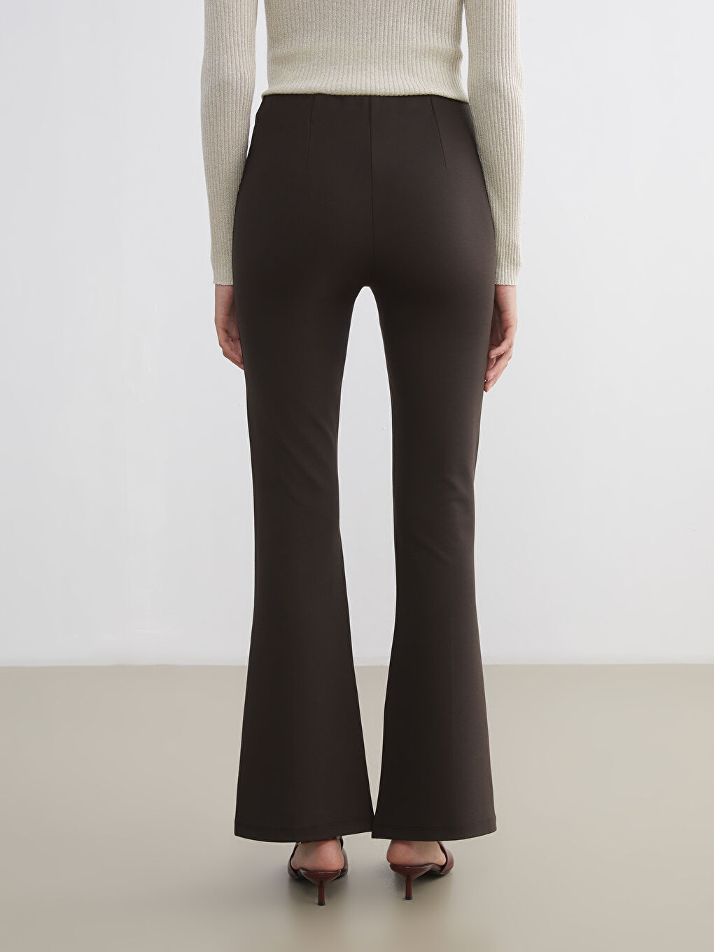 Ekstra Slim Fit Bakljaste Ženske Pantalone-3