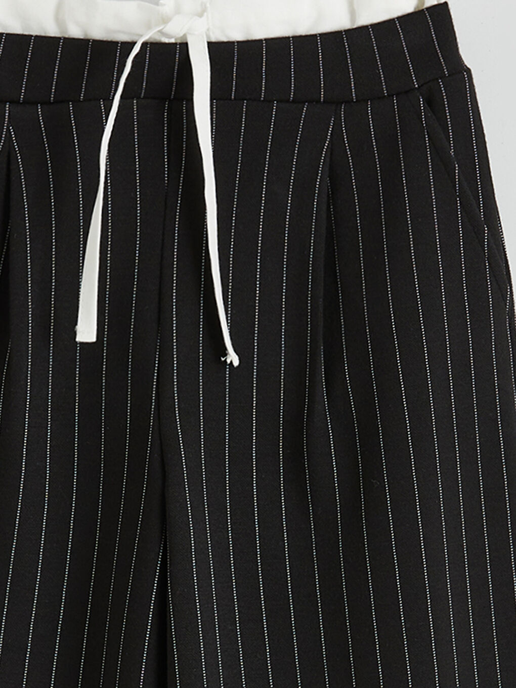 Elasticated Waist Pleated Girls' Trousers-2