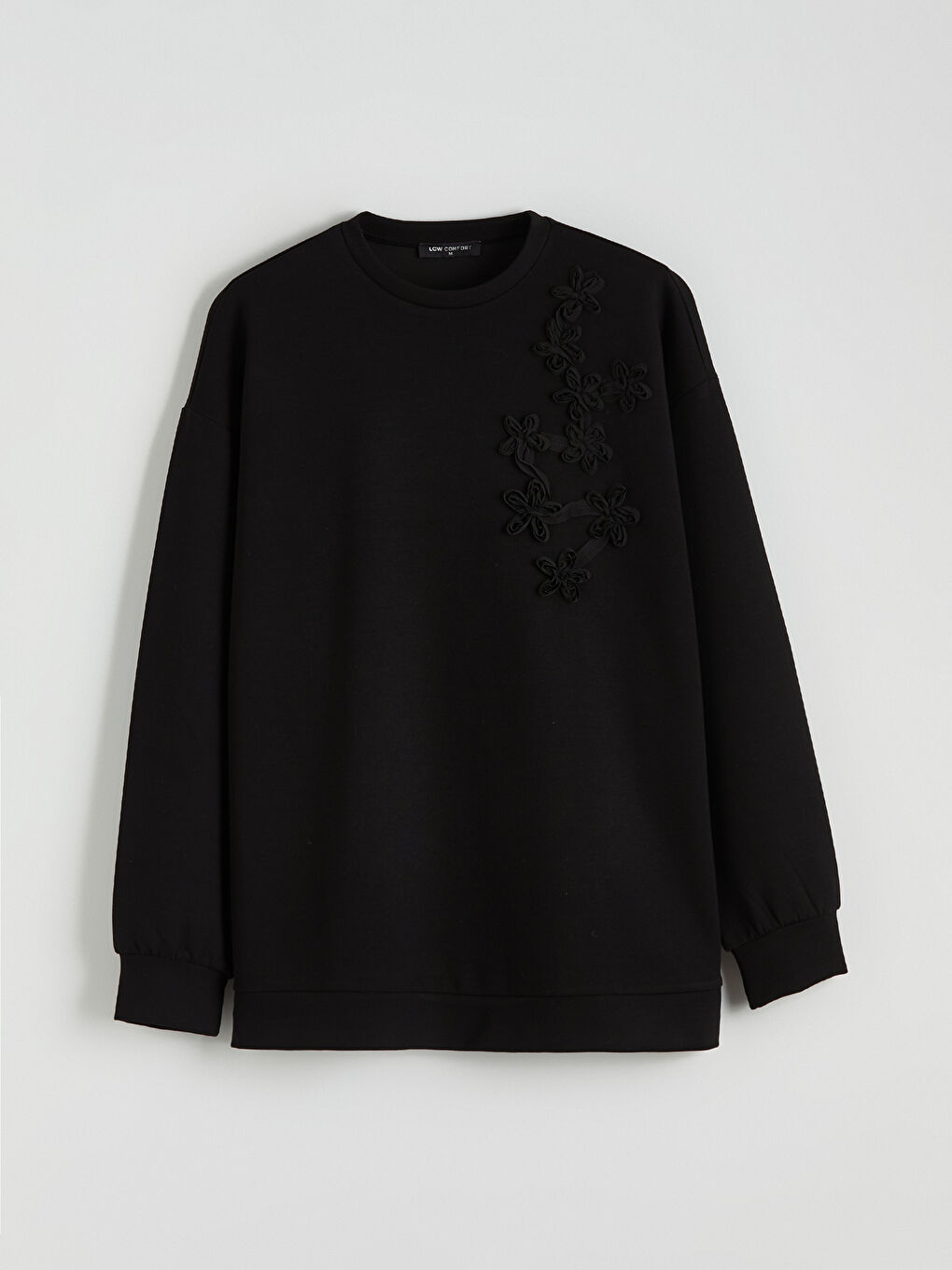 Siyah Bisiklet Yaka Çiçek İşlemeli Kadın Sweatshirt-4