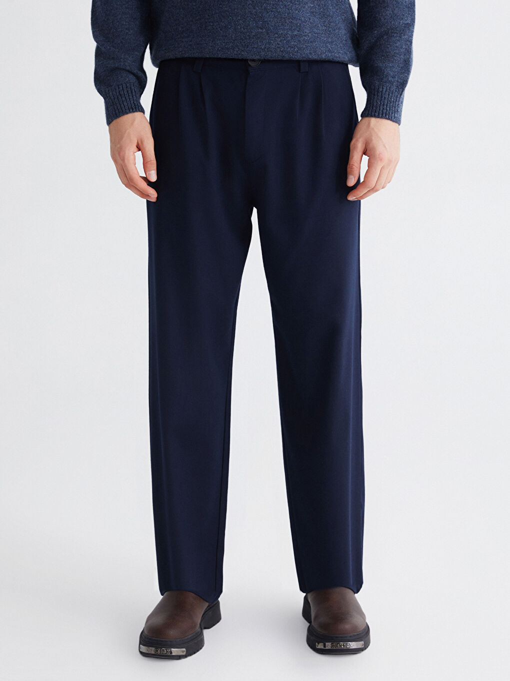 Lacivert Rahat Kalıp Gabardin Erkek Pantolon-1