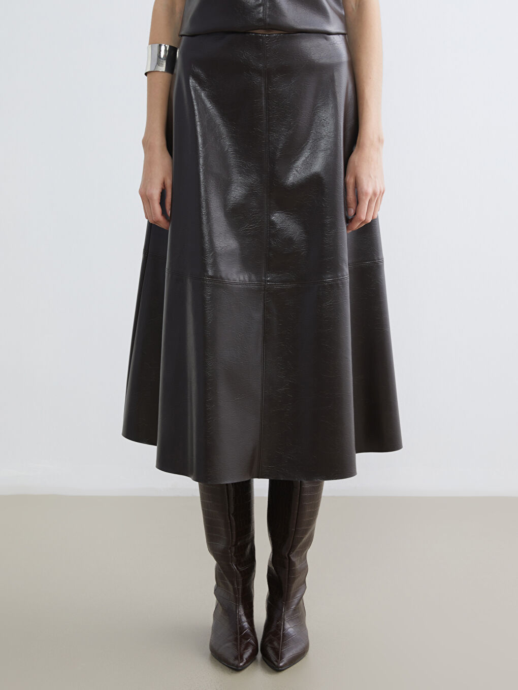 High Waist Zippered A-Line Faux Leather Skirt-5