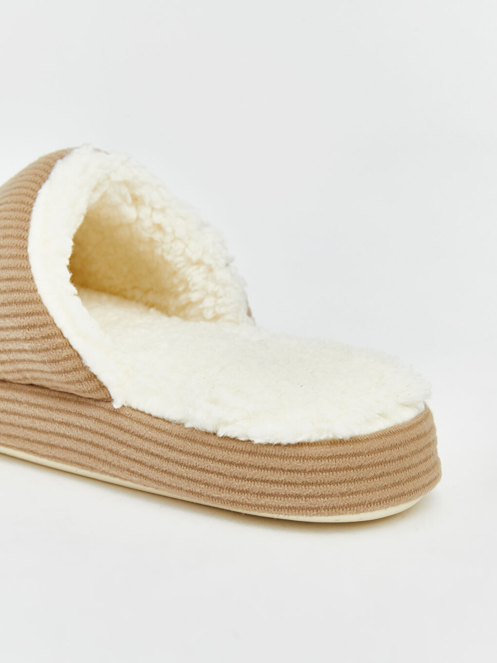 Bej Chicago Nakışlı Kadın Panduf-4