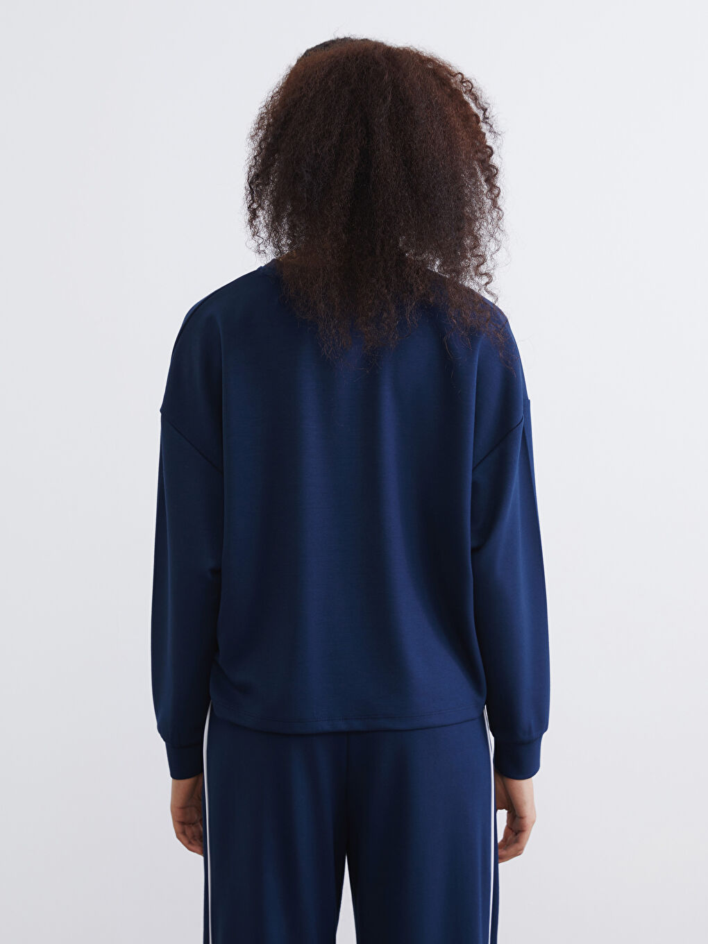 Lacivert Bisiklet Yaka Kadın Sweatshirt-3