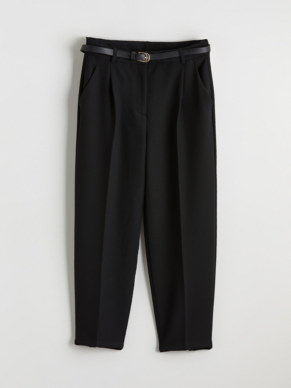 Siyah Beli Kemerli Kadın Cigarette Pantolon-4