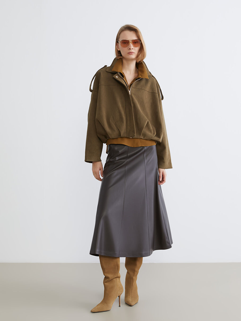 Пиджак из искусственной замши с отложным воротником оверсайз для Женское-1