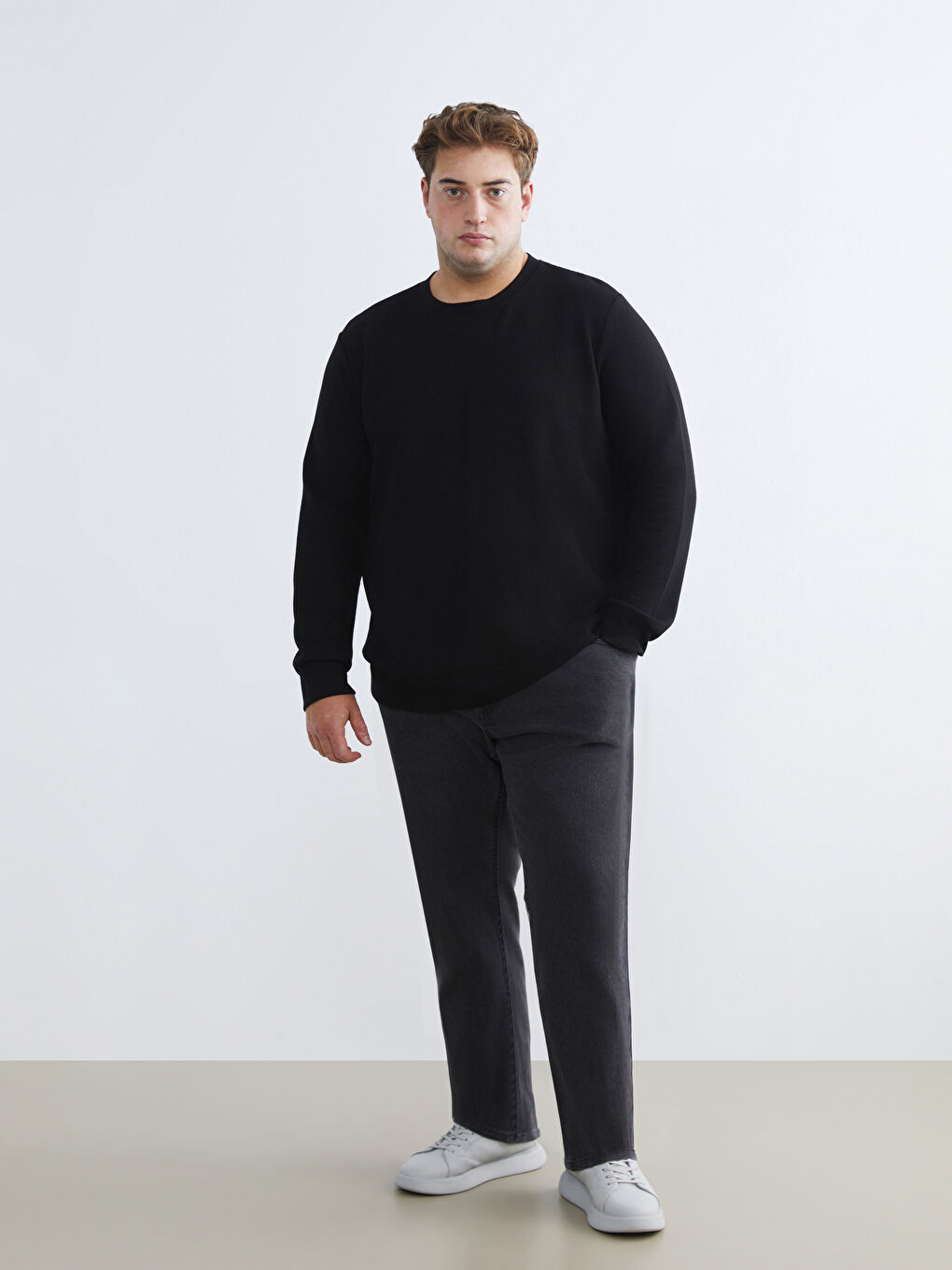 Siyah Bisiklet Yaka Erkek Sweatshirt-1