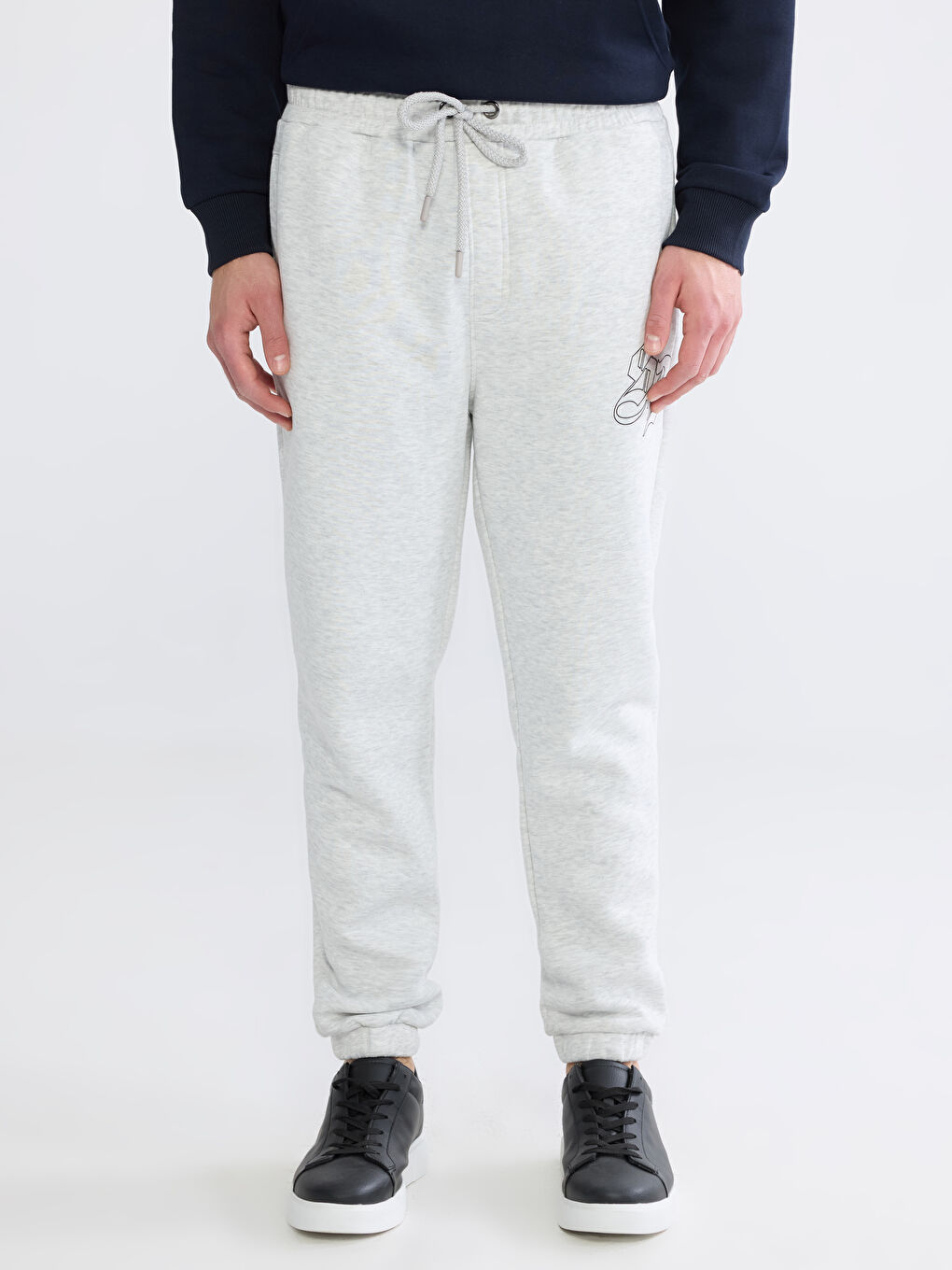 بنطلون رياضي رجالي مطبوع بخصر مطاطي-1