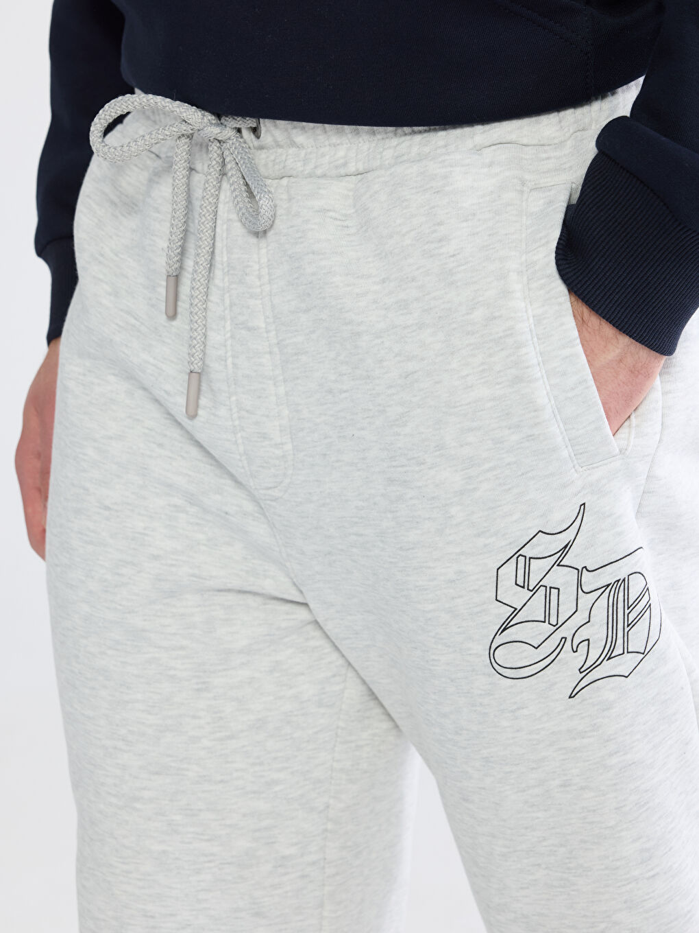 بنطلون رياضي رجالي مطبوع بخصر مطاطي-2