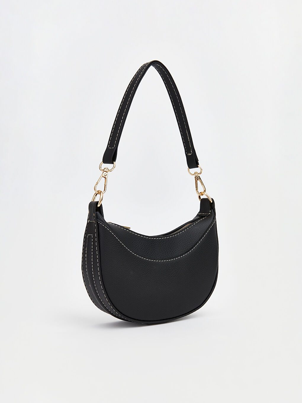 Siyah Deri Görünümlü Kadın Kol Çantası-1