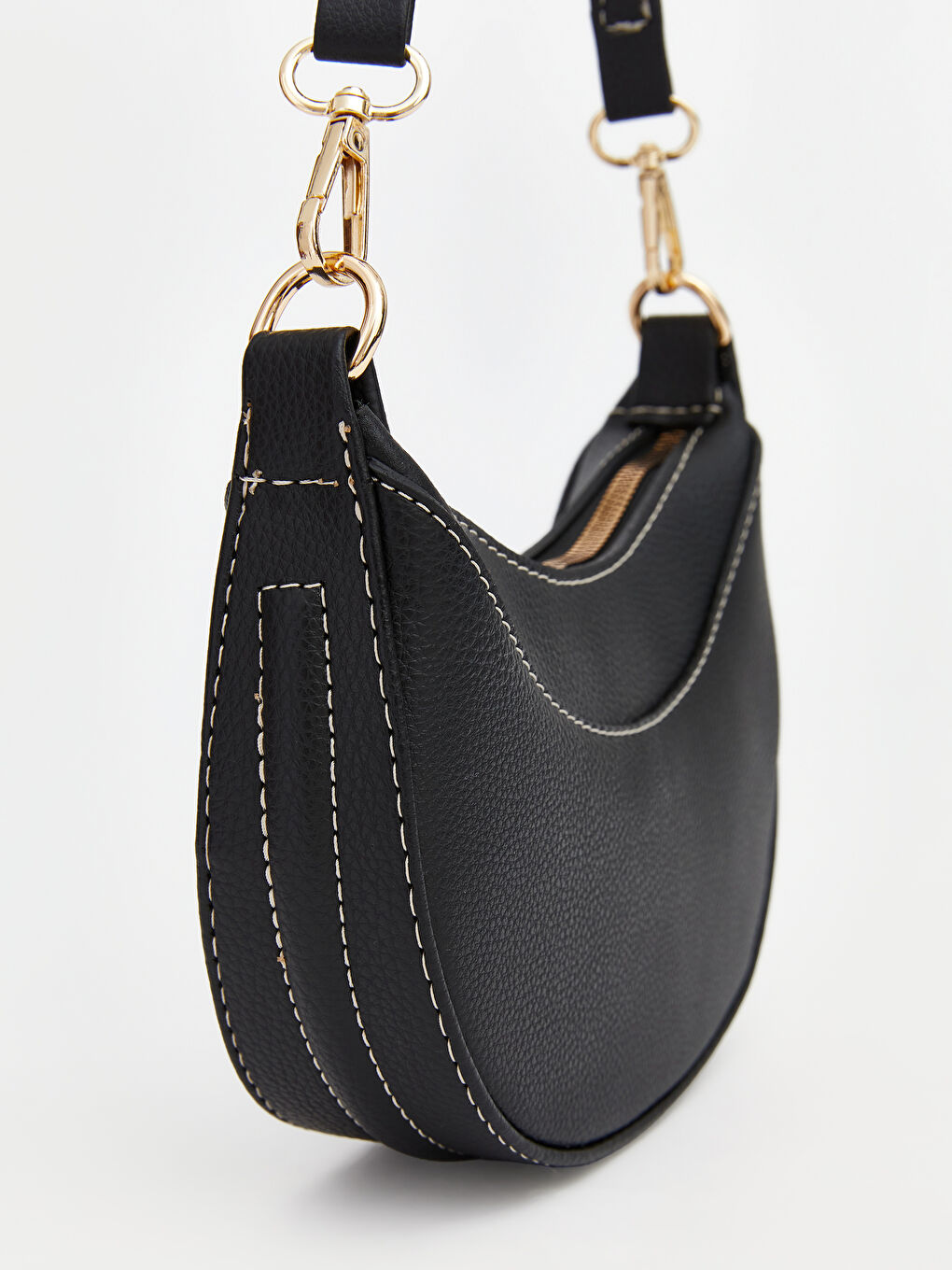 Siyah Deri Görünümlü Kadın Kol Çantası-2