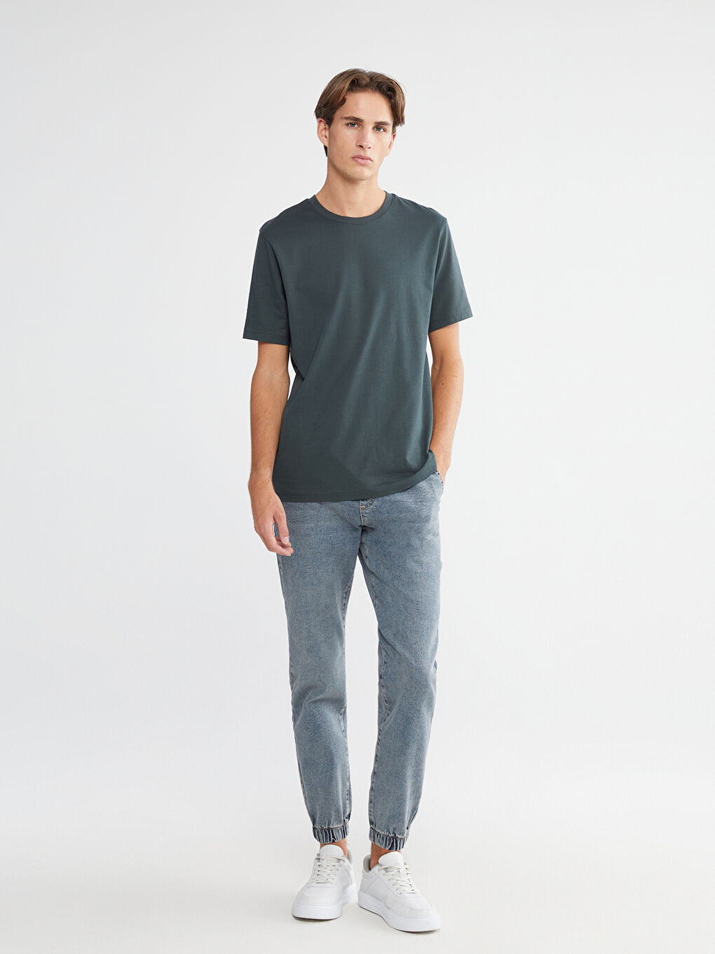 780 جينز رجالي رياضي