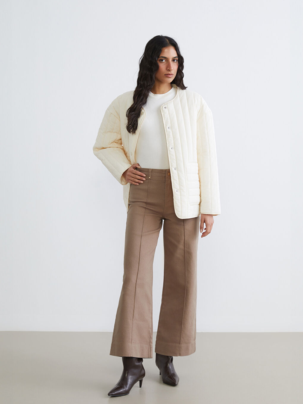 Bej Wideleg Kadın Jean Pantolon