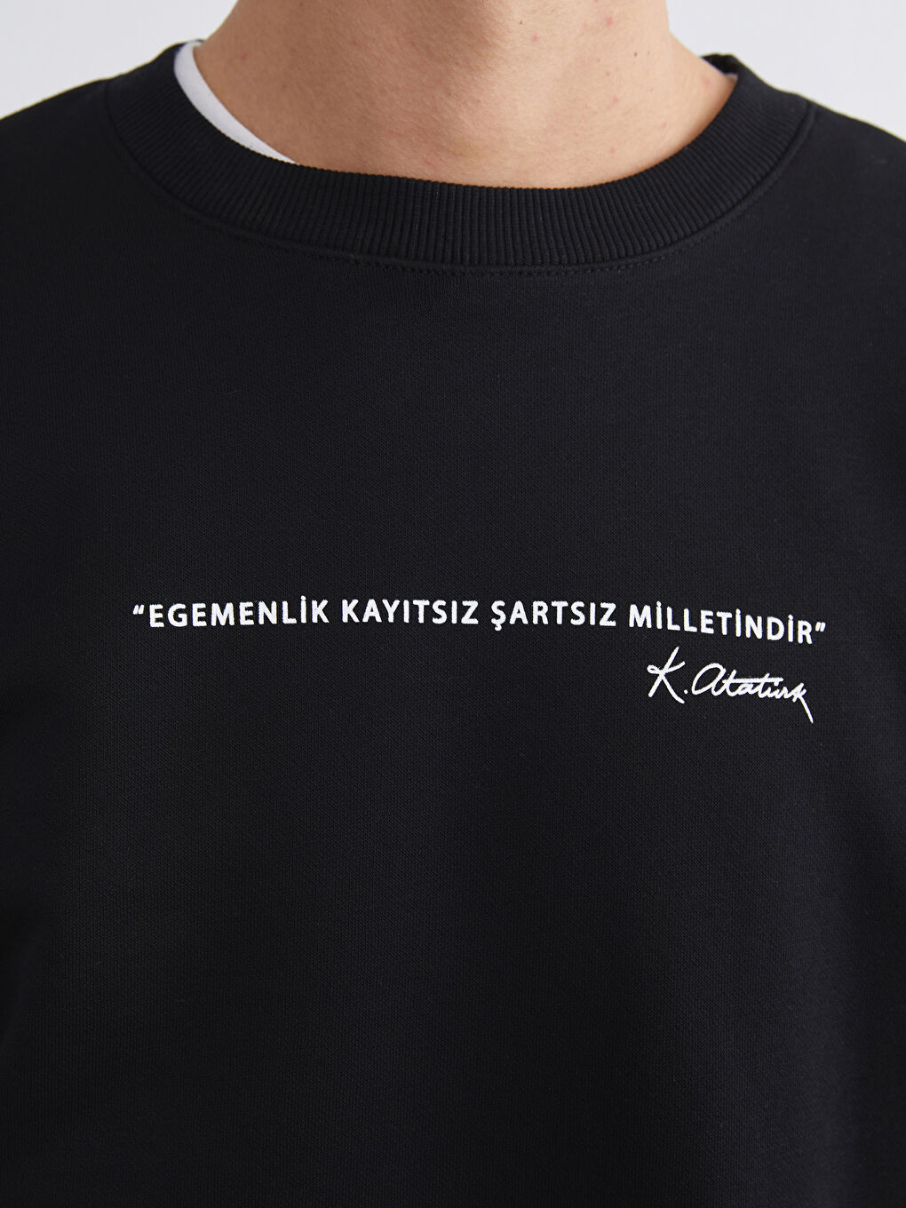 Siyah Bisiklet Yaka Baskılı Erkek Sweatshirt-2